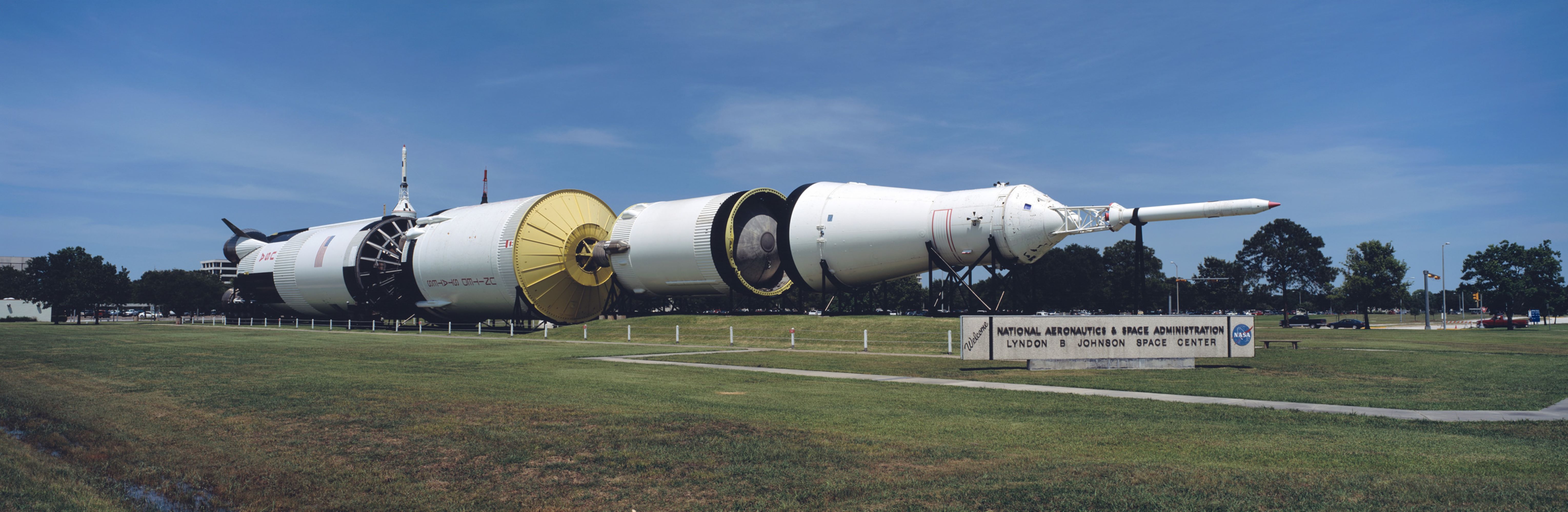 saturn v panorama